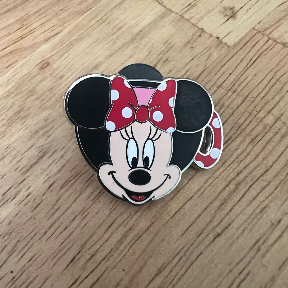 Minnie Mouse Coffee Cup Pin- Red and Black mystery pin pack
